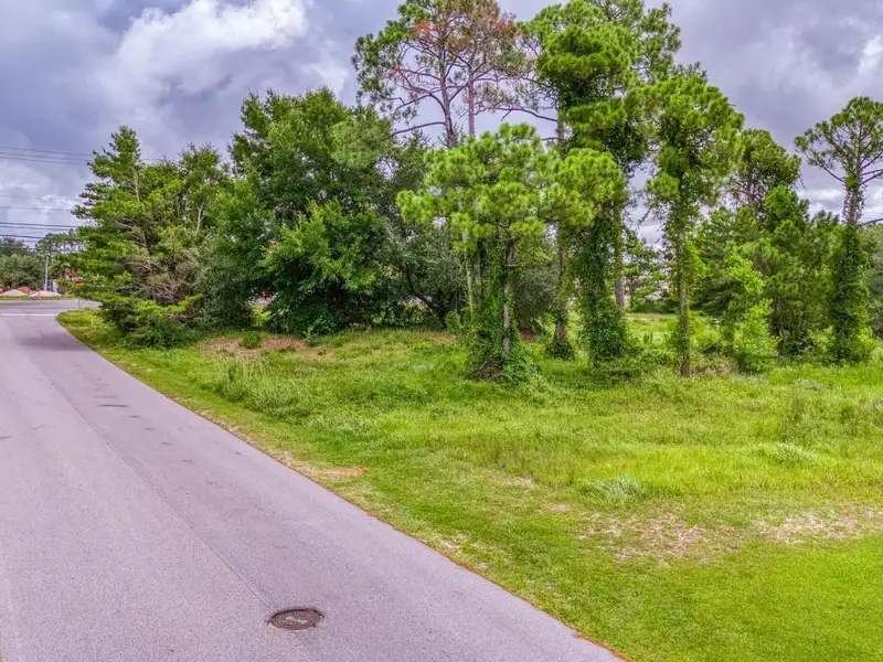 Commercial Land for Sale in Navarre, Fl - 0.849 Acres with Highway Frontage