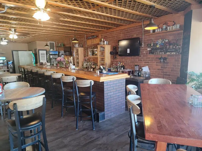 Investment Opportunity: Restaurant with Apartment and Additional Parking Near I-74