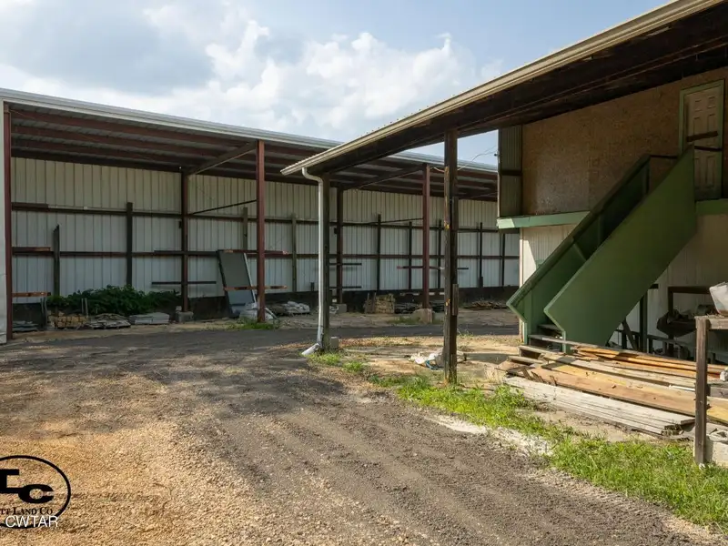 Versatile Commercial Property in Prime Location with Business Acquisition Option