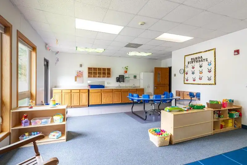 15,000 Sf Versatile Former Day Care on 2.47 Acres with Multiple Classrooms and Amenities