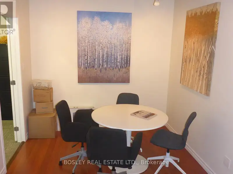 Leaside Retail Space with High Ceilings, Kitchen, and Ample Parking Near Lrt
