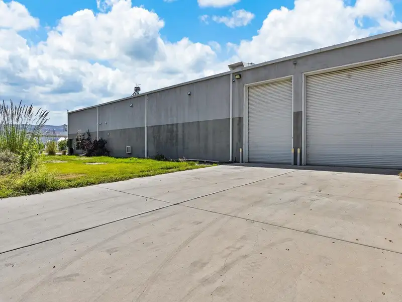 Versatile Commercial Space with Warehouse, Retail, and Mezzanine in Fruita, Co