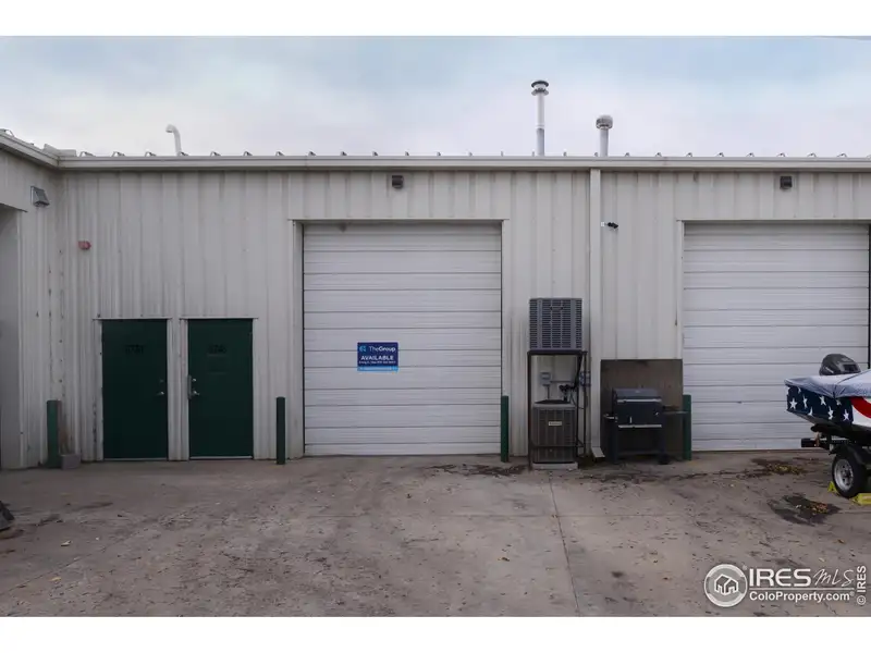 Industrial Office/warehouse for Lease in Loveland, Co - 5,057 Sf with Office Space