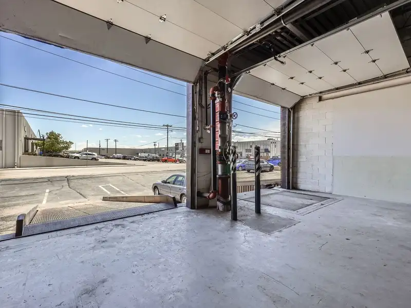 Versatile Office/warehouse Space in Central Denver with Climate Control and Ample Parking
