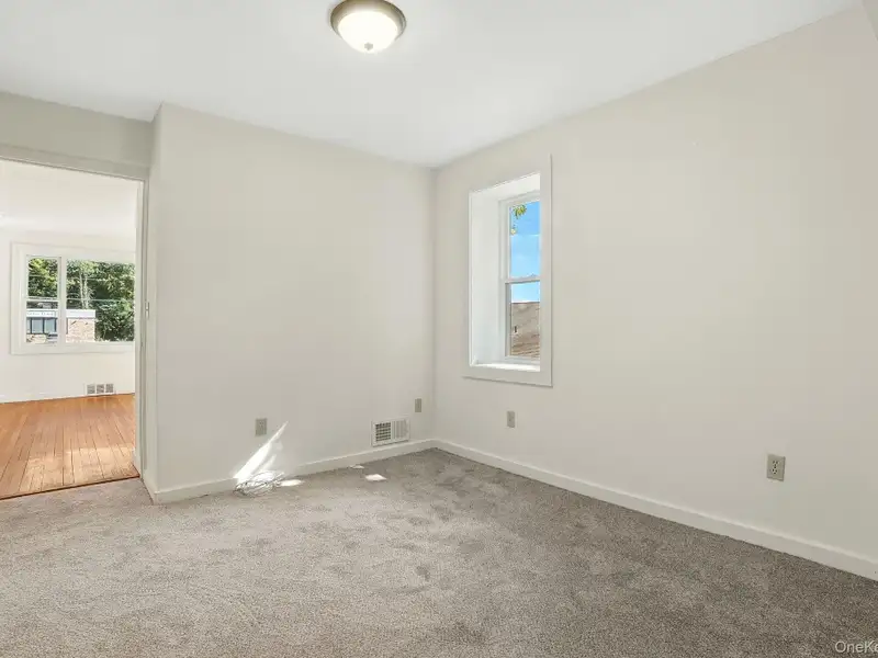 Multi-use Property with Accessory Apartment in High Visibility Location