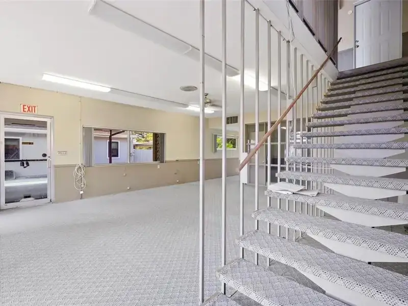 High Visibility Retail/office Building in Downtown St. Petersburg - Renovate or Rebuild Opportunity