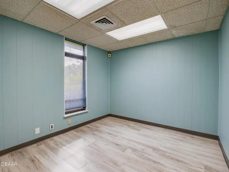 Upgraded 2112 S.f. Medical Office Space in Ormond Beach, Near Granada Blvd.