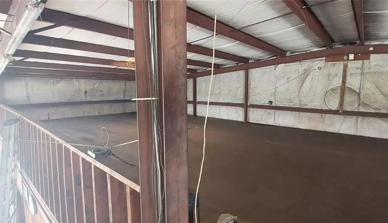 10.94 Acres with 7,500 Sq Ft Warehouse on High-visibility State Rd 46 Frontage
