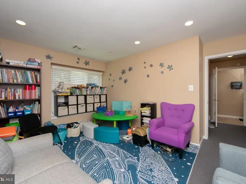 Bi-level Office Condo in Washington Township Professional Campus, Turnersville, Nj - 1,550 Sq. Ft.