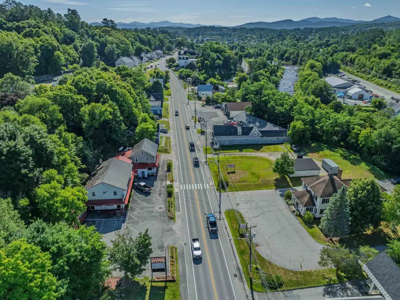 Mixed-use Building with Restaurant and Apartments in High-traffic Littleton Location