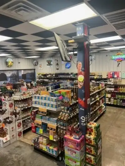 Established Truck Stop and Convenience Store with Restaurant in High-traffic Location