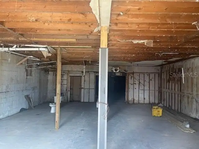 Multi-parcel Property with Two-story Building and M-1 Zoning for Restaurant/bar Use