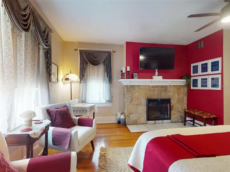 Historic 1912 Home and Bed & Breakfast in Downtown Daytona Beach