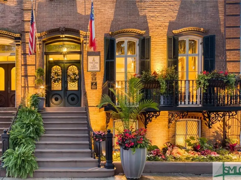 Restored 1871 Gray Brick Townhome in Savannah’s Historic District with Carriage House and Stvr Certificates