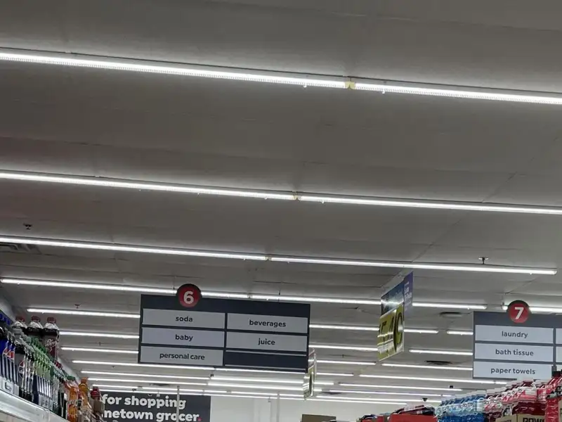 Established Grocery Store in Community Heart, Prime Location with Growth Potential