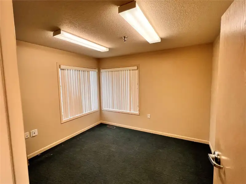Versatile Medical Office Space with Helipad in Prime Location for Health & Wellness Professionals