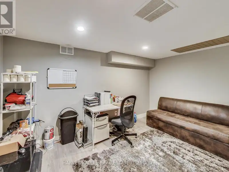 Renovated Commercial Property with Restaurant and Two Apartments in the Junction