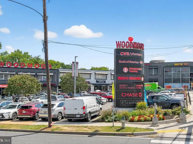 Versatile Commercial Property in Northwood Park, Ideal for Offices, Retail, or Light Industrial