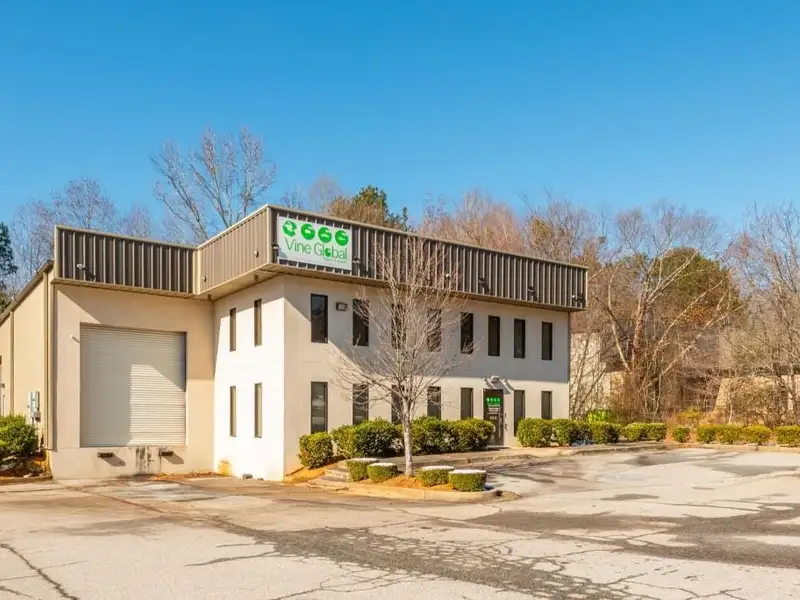 Professional Office Space for Lease in Fayetteville with Three Private Offices