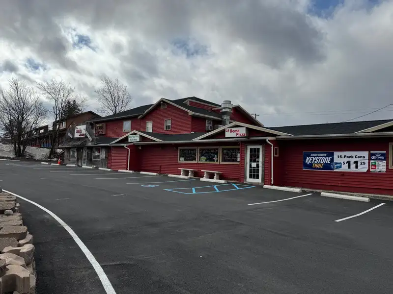Turnkey Pizzeria and Tavern for Sale in Blakeslee, Pa - Prime Location on Route 115