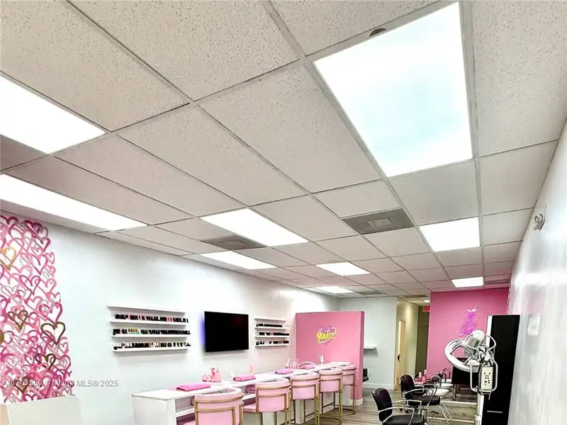 Established Nail and Hair Salon in High-traffic Location with Growth Potential
