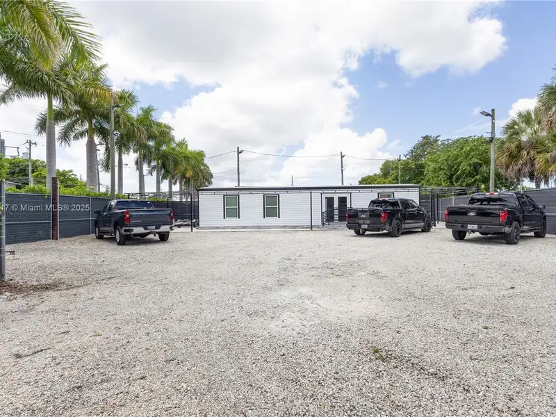 Industrial Property with 3,500 Sq.ft. Building on 1.07 Acres in Homestead, Fl