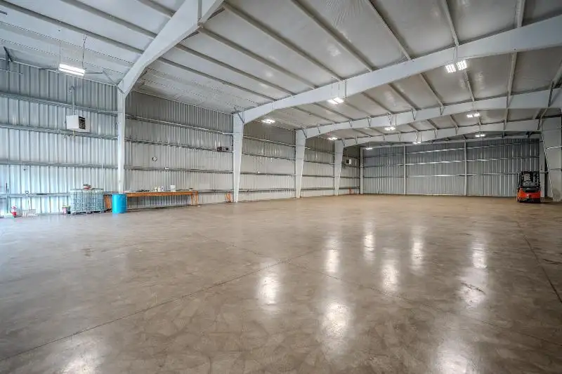 Prime Retail and Warehouse Buildings for Sale on Main St with High Traffic Counts