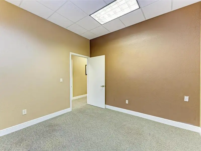 Professional Office Condo in Centrally Located Largo, 1830 Sq.ft with 7 Private Offices