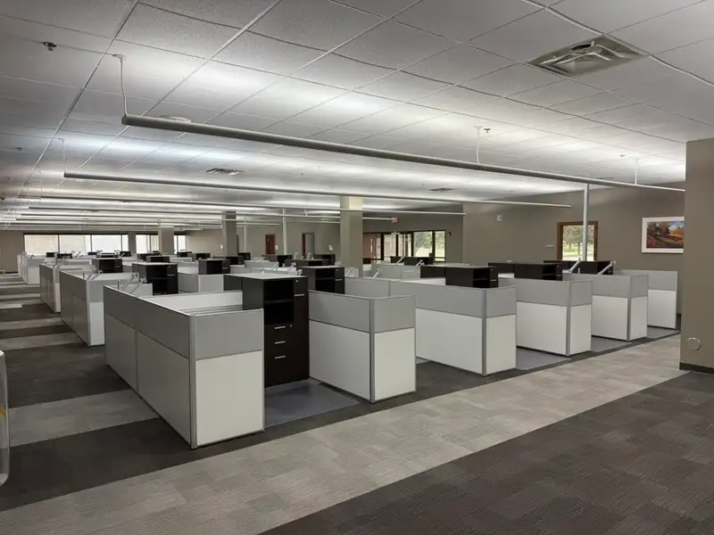 Furnished Office Space for Sublease in Southwest Cedar Rapids – 40,770 Sf