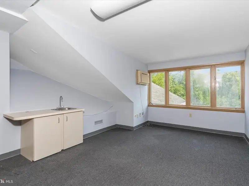 Renovated Office Condo with Loft Space in Trolley Square, 1815 W 13th St