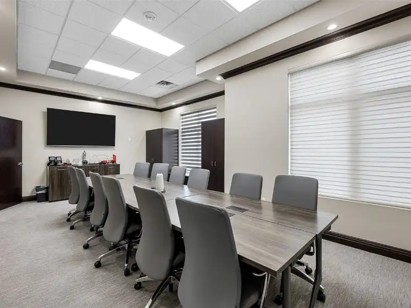 Versatile Office Building with Dual Tenant Configuration in Prime Location