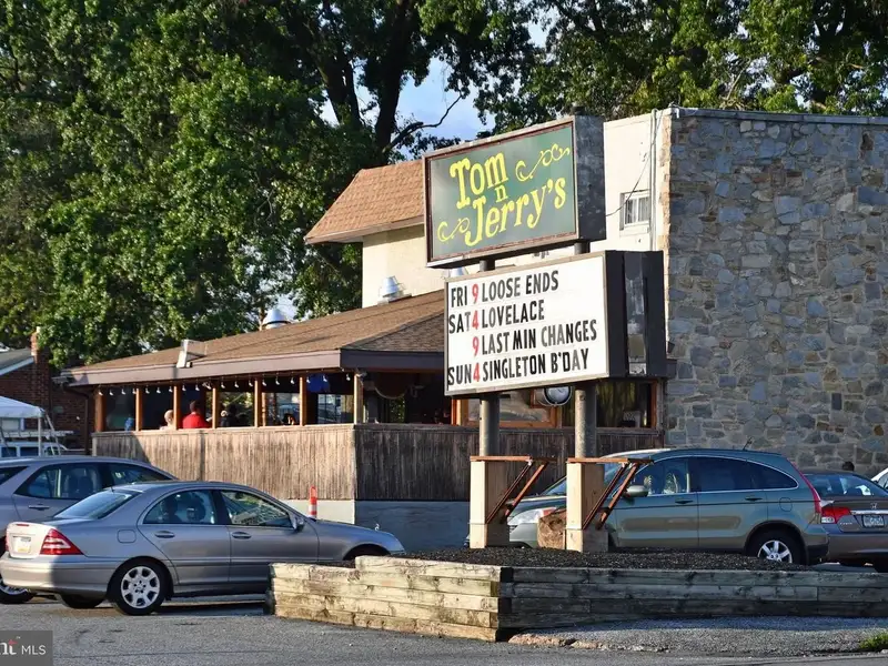 Premier Sports Bar and Property with Rental Potential in Folsom, Delaware County