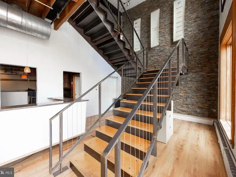 Versatile 5,775 Sf Office Building in Wayne, Pa with Modern Finishes and Executive Suite