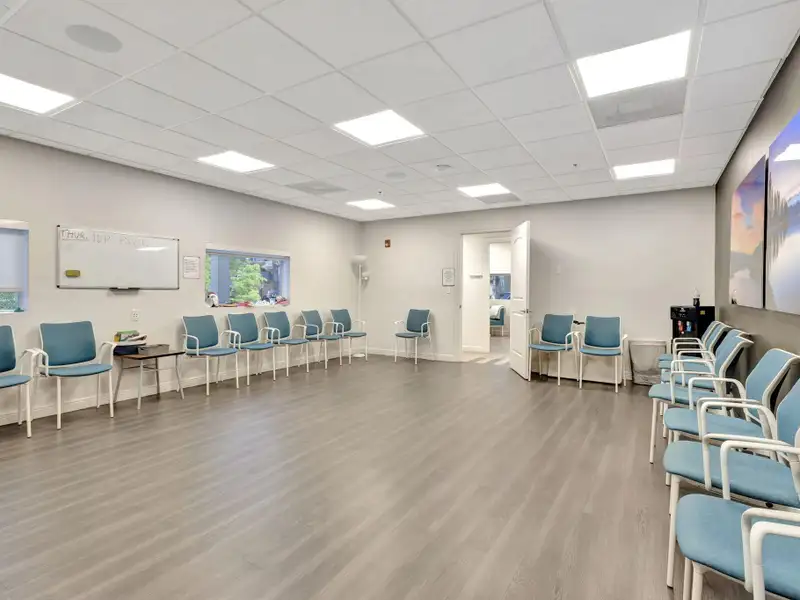 Renovated 5,194 Sf Commercial Building on Federal Highway, Delray Beach