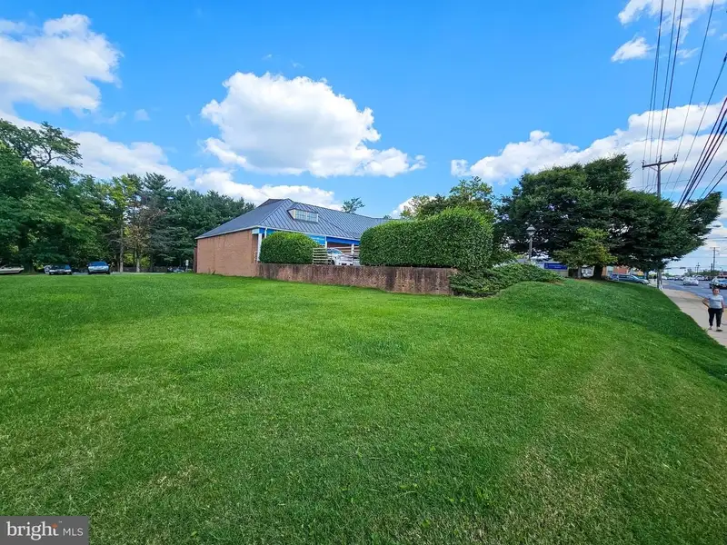 Prime Commercial Lot on Frederick Avenue in Gaithersburg - High Visibility and Development Potential