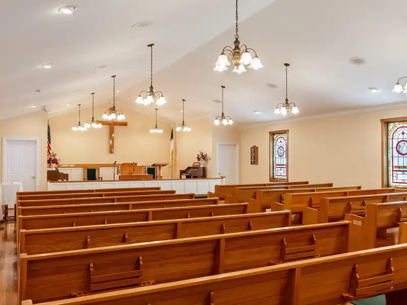Historic Former Methodist Church in Mcminn County with Stained Glass and Southern Charm