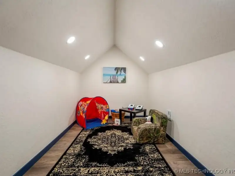 Versatile Event Center and Office Building with Conference Rooms in Prime Location
