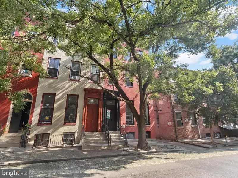 Fully Renovated Six-unit Property in Mount Vernon, Baltimore with Modern Finishes and Parking