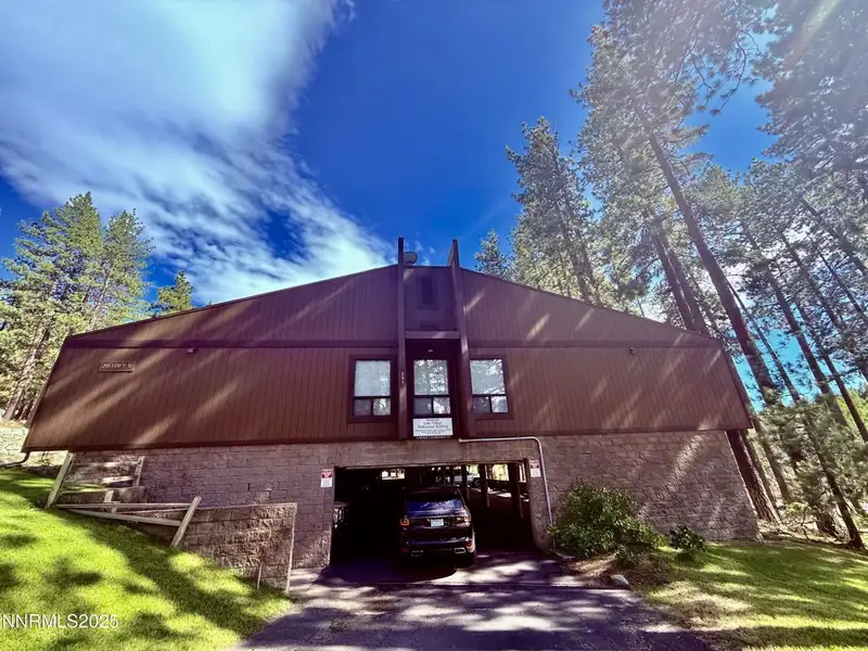 2000sf Office Space with Lake Views in Lake Village Professional Building, Tahoe
