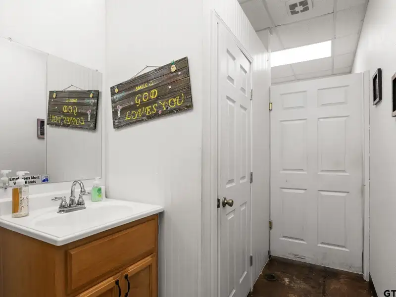 Commercial Building for Sale in Prime Location with High Visibility and Foot Traffic