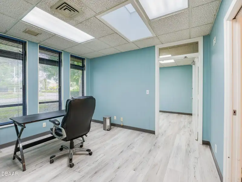 Upgraded 2112 S.f. Medical Office Space in Ormond Beach, Near Granada Blvd.