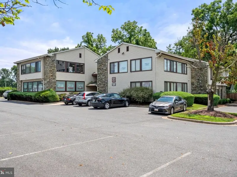 Commercial Condo Townhouse in Gaithersburg's Opportunity Zone with Office Space and Parking