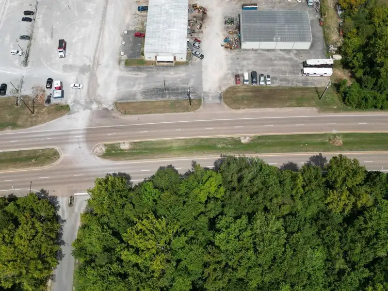 Commercial Steel Buildings in Jackson's Industrial Airways Area with High Wind Rating