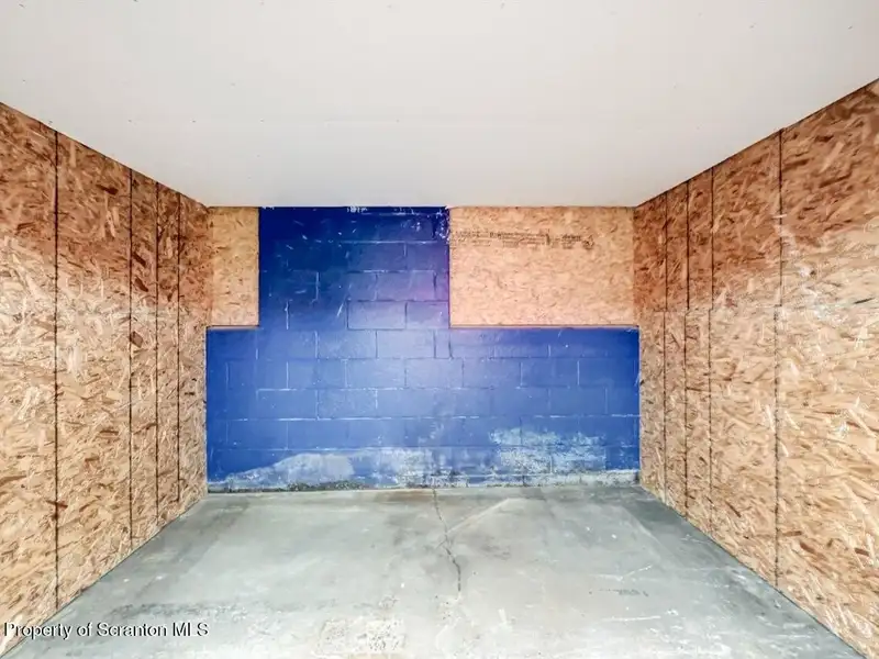 Mixed-use Building with Retail Space and Parking for Sale in Prime Location