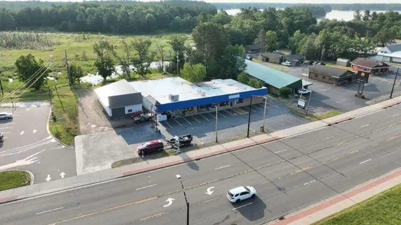 Premier Fishing Retail Store and Bait Shop in Minocqua, Wi on 2.62 Acres