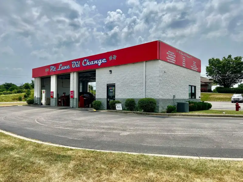 High-traffic B-3 Commercial Property for Sale or Lease Near I-75