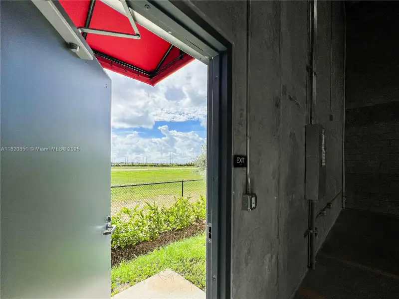 New 2,640 Sq. Ft. Warehouse in Homestead, Fl - Ideal for Storage and Business Operations