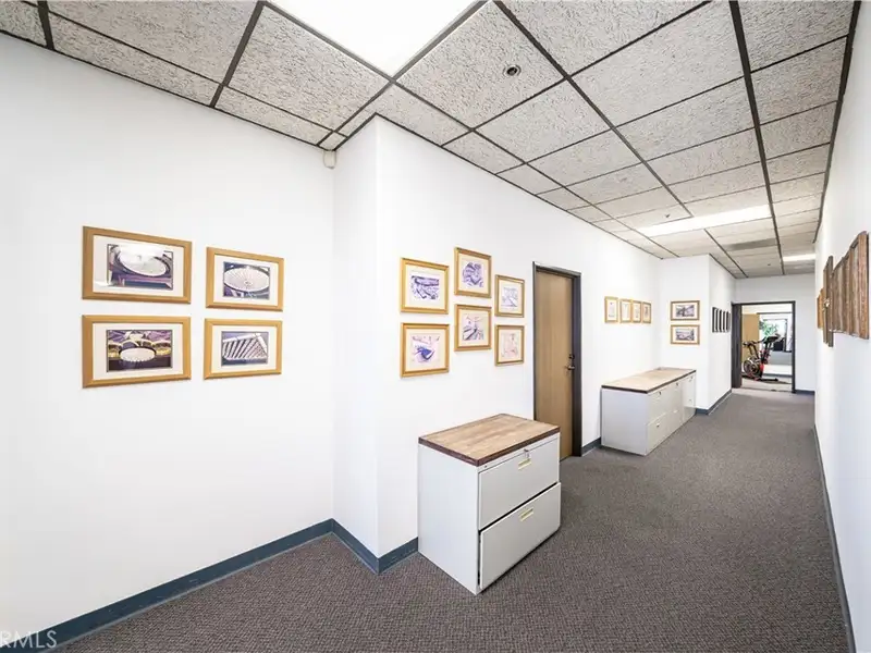 Versatile 21,447 Sq Ft Industrial/office Property in Orange's Thriving Commercial District