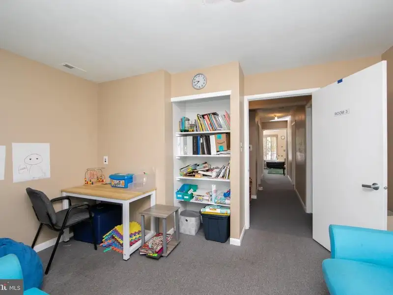 Bi-level Office Condo in Washington Township Professional Campus, Turnersville, Nj