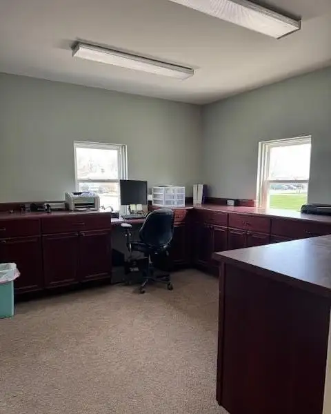 Industrial Business Suites for Lease in La Porte, in - Flexible Sizes Available